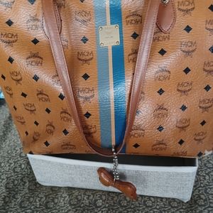 MCM TOTE HANDBAG
